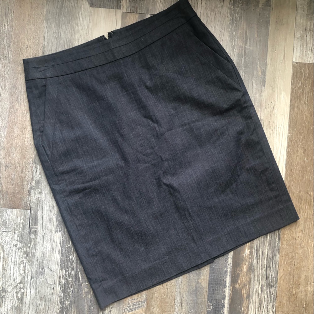 Loft petite denim pencil skirt